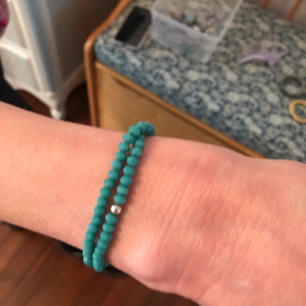 Turquoise green stretch bracelets